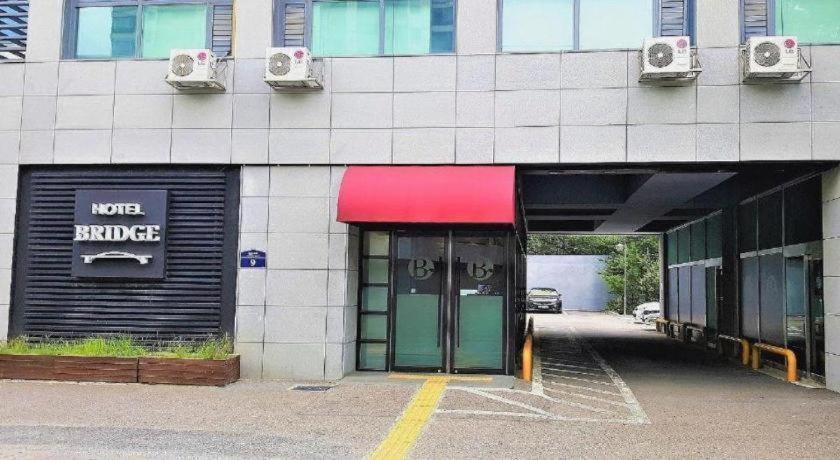 Hotel Bridge Seúl Exterior foto